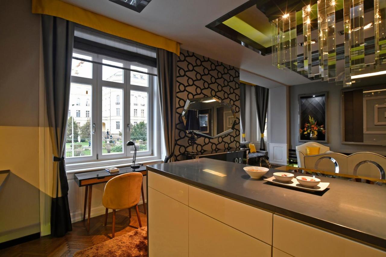 Luxuryflat Near Centre On118 Sqm, 3Br,2Bth,8Bed,Ac Apartment Budapest Exterior photo