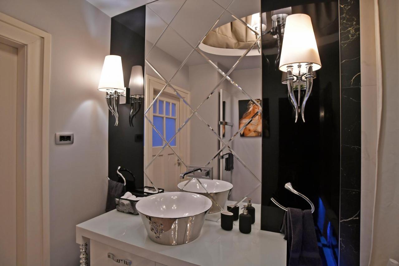Luxuryflat Near Centre On118 Sqm, 3Br,2Bth,8Bed,Ac Apartment Budapest Exterior photo